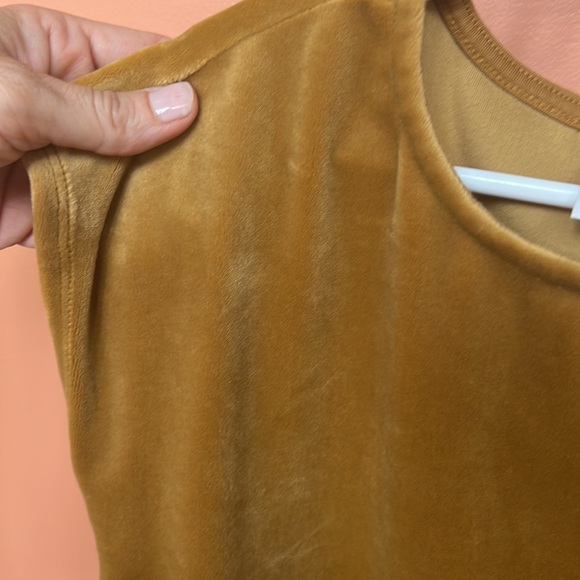 Velour tea collection dress - Picture 3 of 3